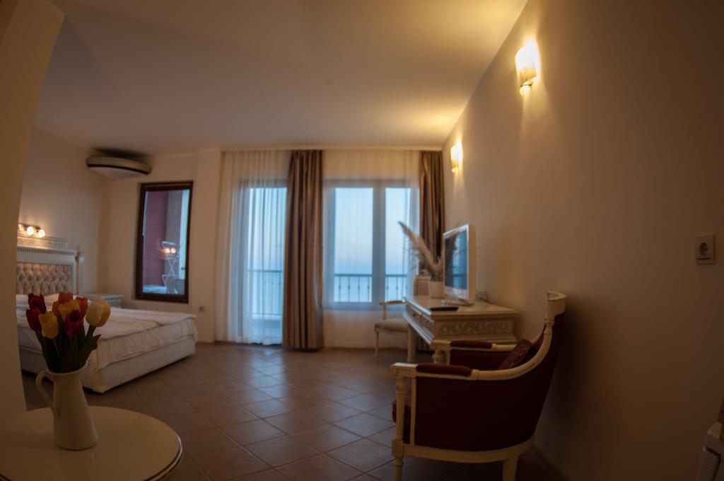 Rocamar Beach Resort Tsarevo Værelse billede